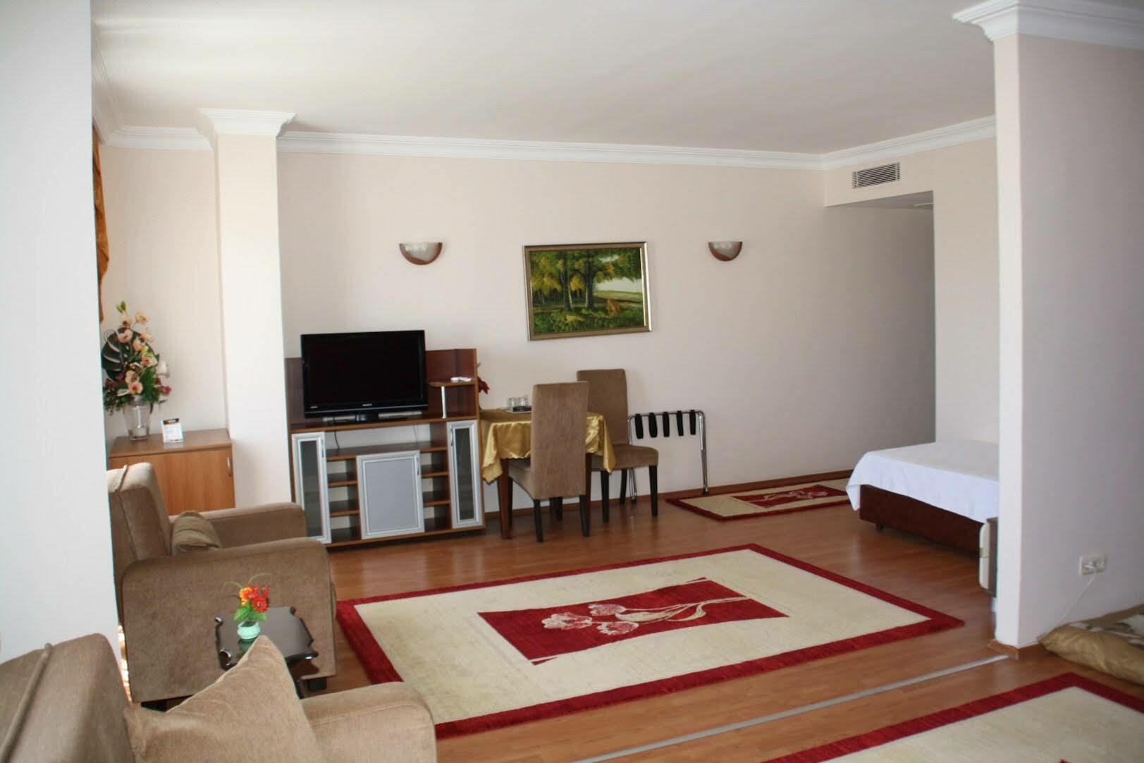 Hotel Delta Yss Gebze Exterior foto